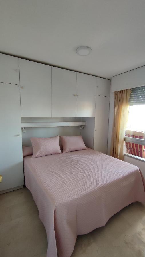 Lovely Apartment In Torremolinos Views Of The Sea, Pool, Terrace, Sofa Bed And Fully Equipped Kitchen Esterno foto