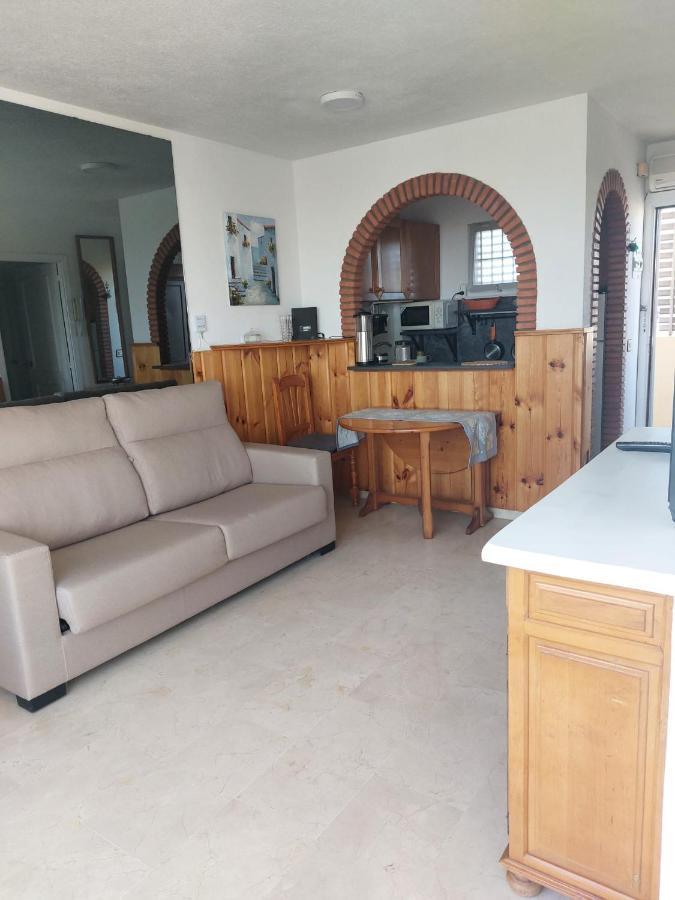 Lovely Apartment In Torremolinos Views Of The Sea, Pool, Terrace, Sofa Bed And Fully Equipped Kitchen Esterno foto