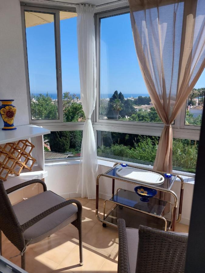 Lovely Apartment In Torremolinos Views Of The Sea, Pool, Terrace, Sofa Bed And Fully Equipped Kitchen Esterno foto